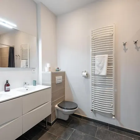 Appartement Le Jardin Des Docks - Appt Avec Jardin *